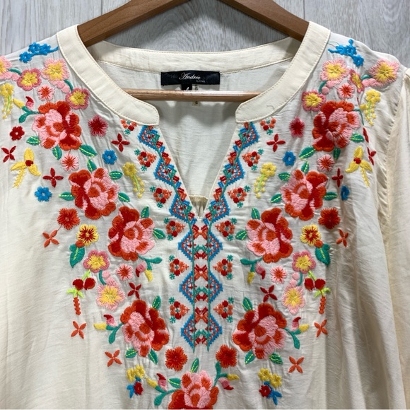 Andree by Unit embroidered floral peasant long sleeve top size L - Picture 5 of 8